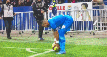 普利希奇近3个赛季意甲直接参与48球，追平劳塔罗并列第一